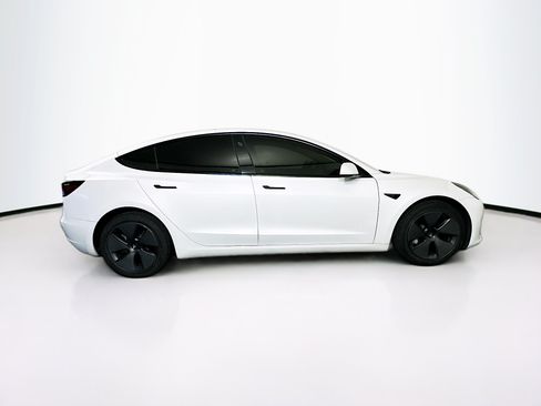Used 2023 Tesla Model 3 Standard Range RWD image 10