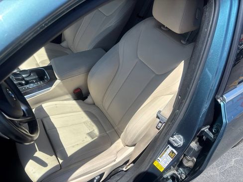 Used 2020 BMW 330i Sedan w/ Driving Assistance Package RWD image 25