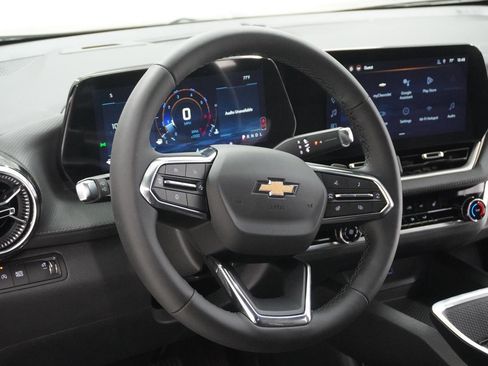 New 2026 Chevrolet Equinox LT image 17