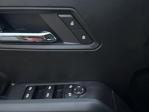 New 2026 GMC Canyon Elevation w/ Convenience Package image 18