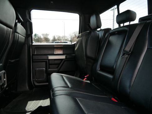 Certified 2022 Ford F350 Lariat w/ Chrome Package AWD/4WD image 7