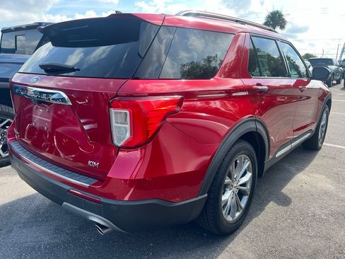 Used 2022 Ford Explorer Limited w/ Equipment Group 301A RWD image 4