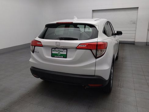 Used 2021 Honda HR-V LX image 7
