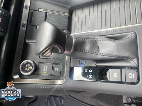 Used 2025 Lexus GX 550 w/ Accessory Package (Z1) AWD/4WD image 26