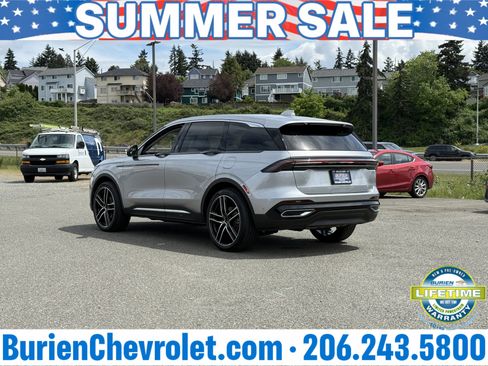 Used 2024 Lincoln Nautilus Premier w/ Equipment Group 102A AWD/4WD image 42