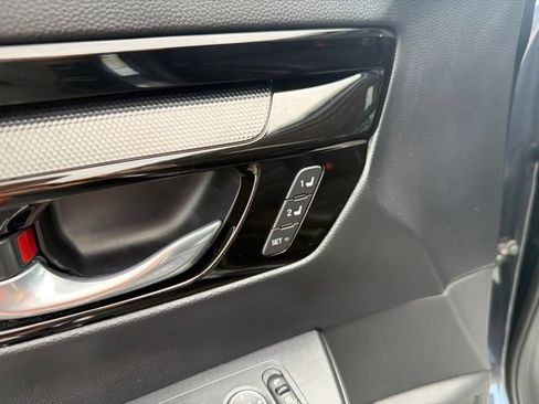 Used 2023 Honda CR-V EX-L image 25