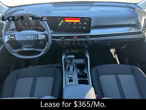 New 2026 Kia Sorento LX FWD image 15