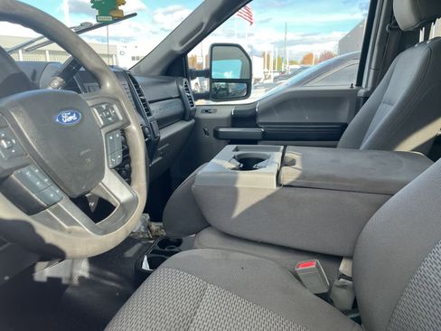 Used 2018 Ford F250 XLT image 25