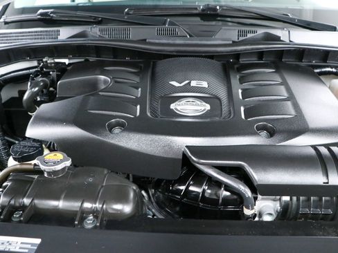 Used 2023 Nissan Armada SL w/ Captain's Chairs Package RWD image 34
