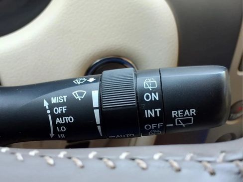 Used 2019 Lexus GX 460 Premium w/ Premium Package AWD/4WD image 31