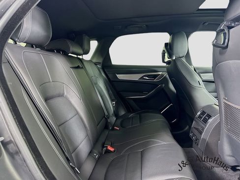 Used 2024 Jaguar F-PACE R-Dynamic S image 34