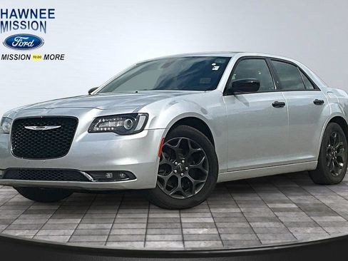 Used 2020 Chrysler 300 S AWD/4WD image 1