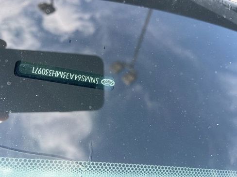 Used 2021 Hyundai Santa Fe SEL w/ Convenience Package image 9