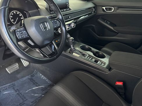 Used 2024 Honda Civic Sport image 4