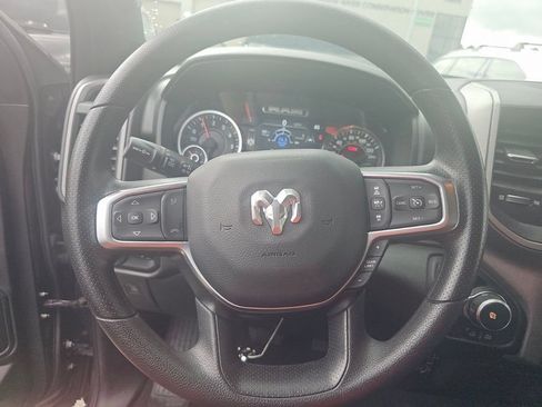 Used 2025 RAM 1500 Warlock AWD/4WD image 3
