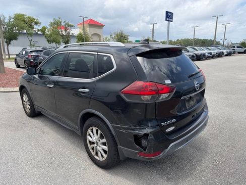 Used 2019 Nissan Rogue SV FWD image 9