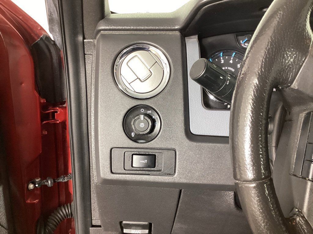 Used 2013 Ford F150 XLT w/ Luxury Equipment Group AWD/4WD image 12