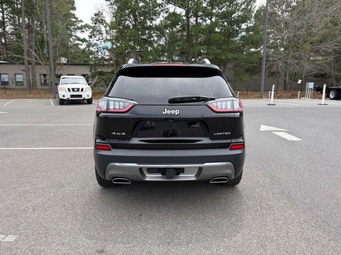 Used 2019 Jeep Cherokee Limited w/ Trailer Tow Group AWD/4WD image 6