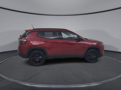 Certified 2025 Jeep Compass Latitude w/ Altitude Special Edition AWD/4WD image 18