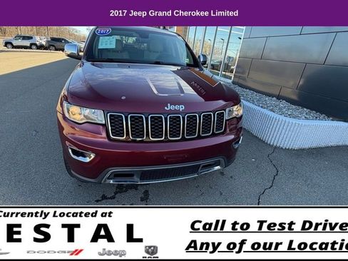 Used 2017 Jeep Grand Cherokee Limited image 4