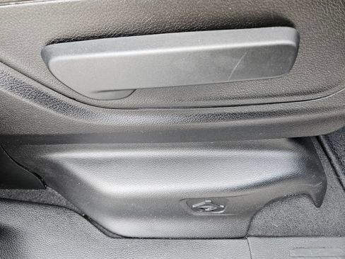 Used 2019 RAM 1500 Big Horn AWD/4WD image 38