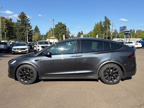 Used 2023 Tesla Model X AWD/4WD image 2