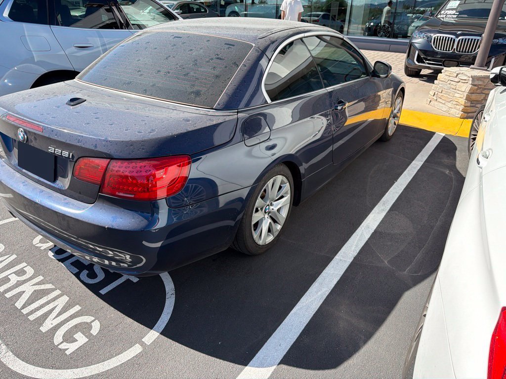 Used 2013 BMW 328i Convertible RWD image 5