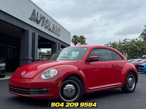 Used 2012 Volkswagen Beetle 2.5 FWD image 1