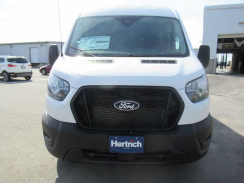 New 2026 Ford Transit 250 148 Medium Roof RWD image 2