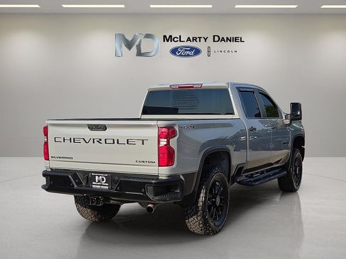 Used 2024 Chevrolet Silverado 2500 Custom w/ Custom Value Package AWD/4WD image 5