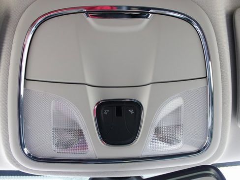 Used 2020 Jeep Cherokee Trailhawk w/ Cold Weather Group image 32