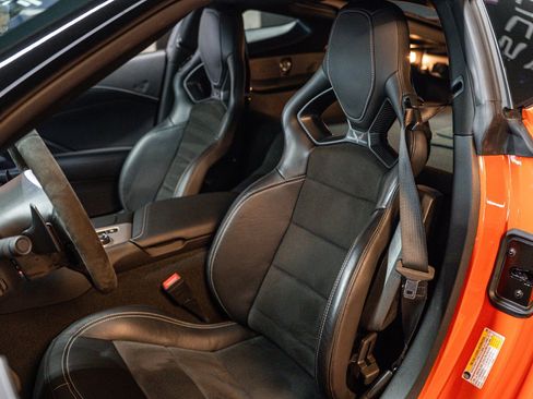 Used 2019 Chevrolet Corvette ZR1 RWD image 8