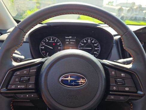Certified 2024 Subaru Crosstrek 2.5i Limited w/ Crosstrek Mirror Package AWD/4WD image 34