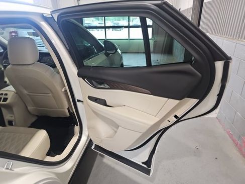 Used 2023 Buick Envision Avenir AWD/4WD image 24