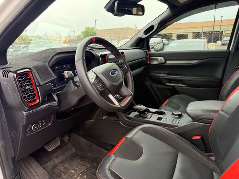 Used 2025 Ford Ranger Raptor image 14