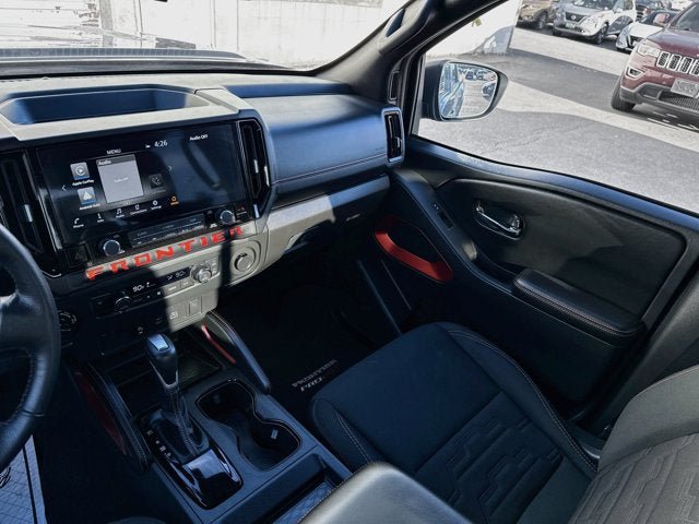 Used 2025 Nissan Frontier PRO-4X AWD/4WD image 17