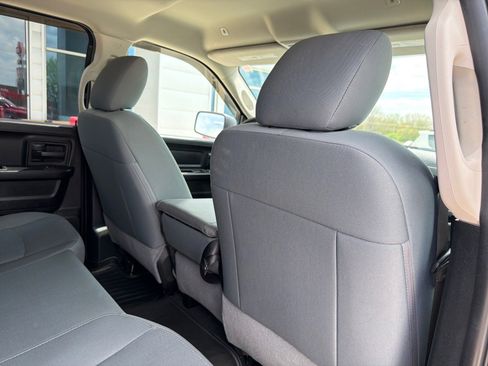 Used 2018 RAM 1500 Express w/ Express Value Package AWD/4WD image 23