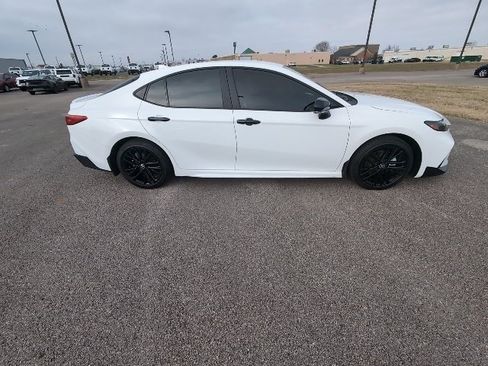 Certified 2025 Toyota Camry SE image 2