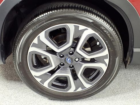 Certified 2023 Subaru Ascent Limited w/ Technology Package image 5