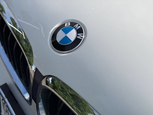 Used 2019 BMW 540i xDrive w/ Convenience Package AWD/4WD image 12