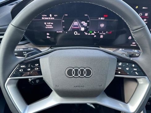 New 2025 Audi Q5 Premium Plus image 23