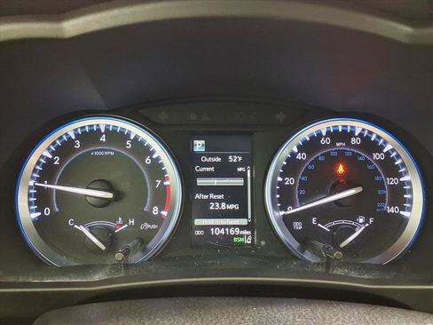 Used 2017 Toyota Highlander AWD V6 image 25