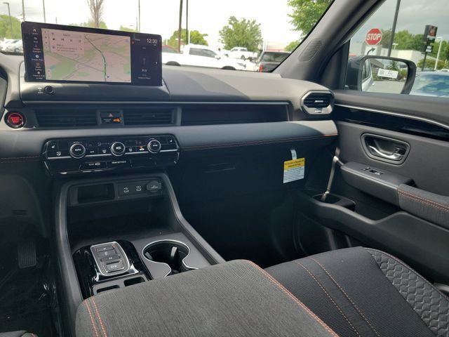 New 2026 Honda Pilot Sport image 32