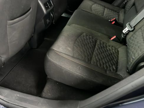 Used 2019 Chevrolet Equinox LT image 40