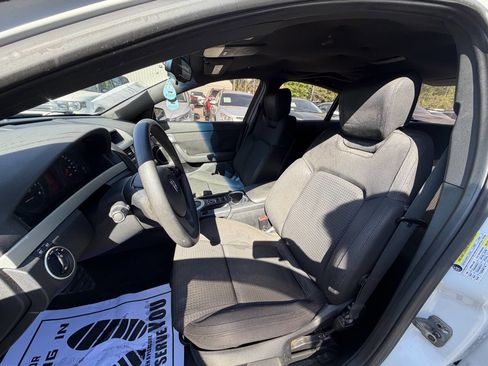 Used 2008 Pontiac G8 image 25