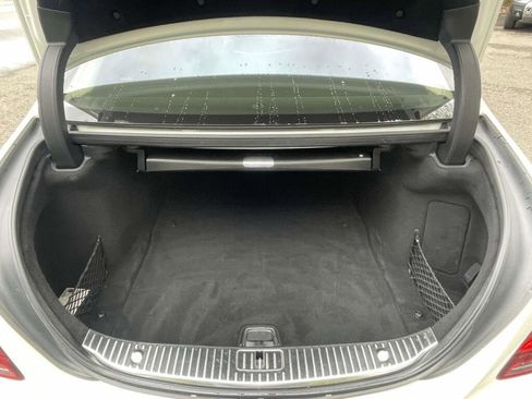 Used 2019 Mercedes-Benz S 560 4MATIC Sedan image 19