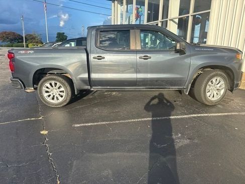 Used 2021 Chevrolet Silverado 1500 Custom AWD/4WD image 8