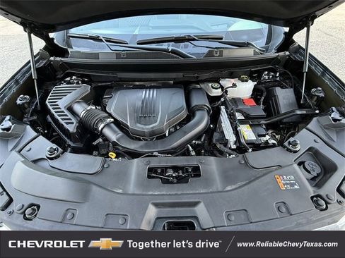 Certified 2025 GMC Acadia Denali image 37