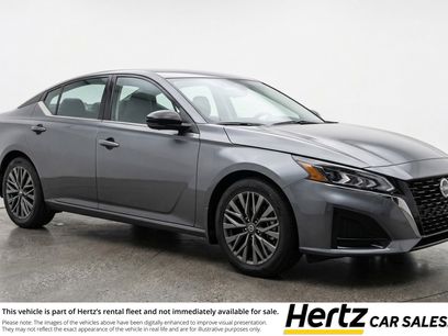 Used 2025 Nissan Altima 2.5 SV