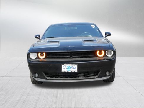 Used 2022 Dodge Challenger SXT w/ Blacktop Package RWD image 2